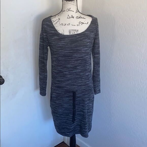 Loft Long Sleeve Dress - Picture 1 of 8